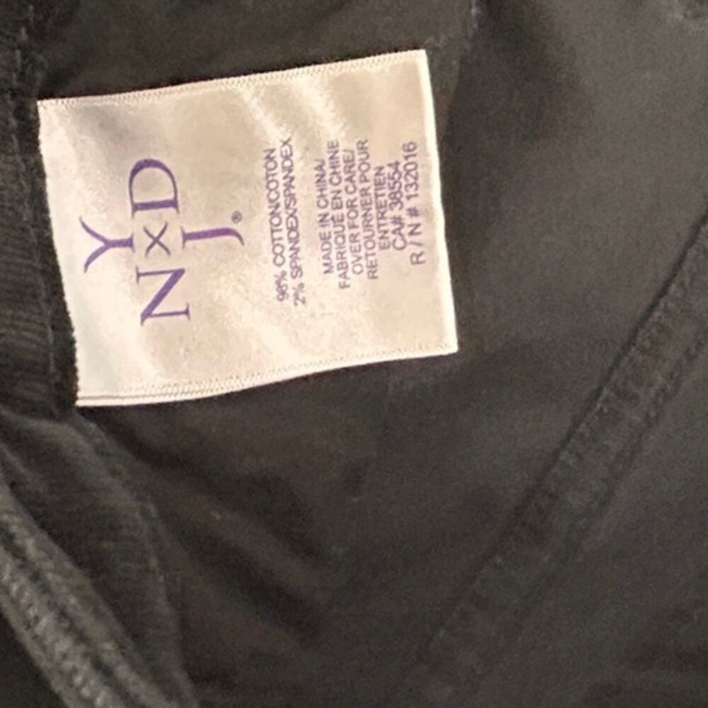 Black NYDJ corduroy pants low rise boot cut size 12 Petite - Picture 2 of 9